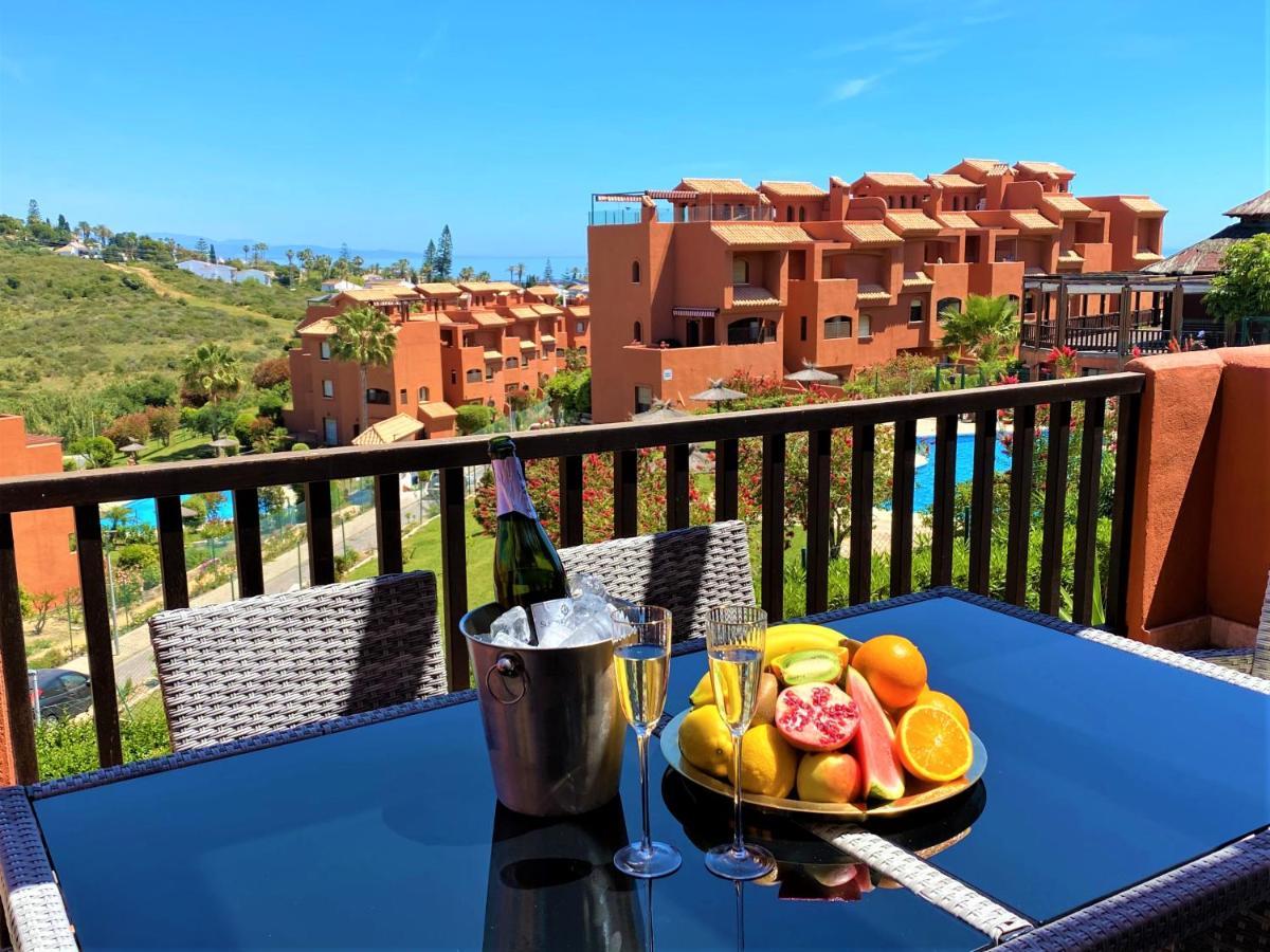 Sea View Penthouse Apartment With Hot Tub - Casa Bella Vista, Buenas Noches , เอสเตโปนา ภายนอก รูปภาพ