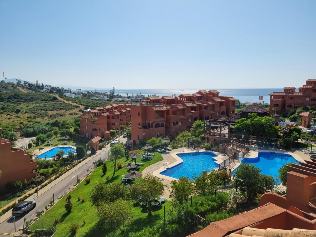Sea View Penthouse Apartment With Hot Tub - Casa Bella Vista, Buenas Noches , เอสเตโปนา ภายนอก รูปภาพ