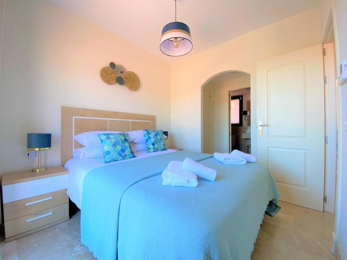 Sea View Penthouse Apartment With Hot Tub - Casa Bella Vista, Buenas Noches , เอสเตโปนา ภายนอก รูปภาพ